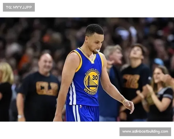 NBA总决赛冷门爆出主帅表情凝重 队员失落痛失冠军机会 NBA总决赛冷门爆出主帅表情凝重 队员失落痛失冠军机会