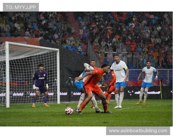 小奥斯卡晒照纪念玉昆复出首秀时隔七月正式回归梅开二度惊艳表现 小奥斯卡晒照纪念玉昆复出首秀时隔七月正式回归梅开二度惊艳表现