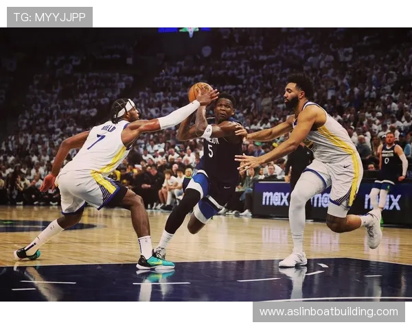 NBA比赛走向报告出炉结果回顾显示赛季变化明显趋势解析全景盘点